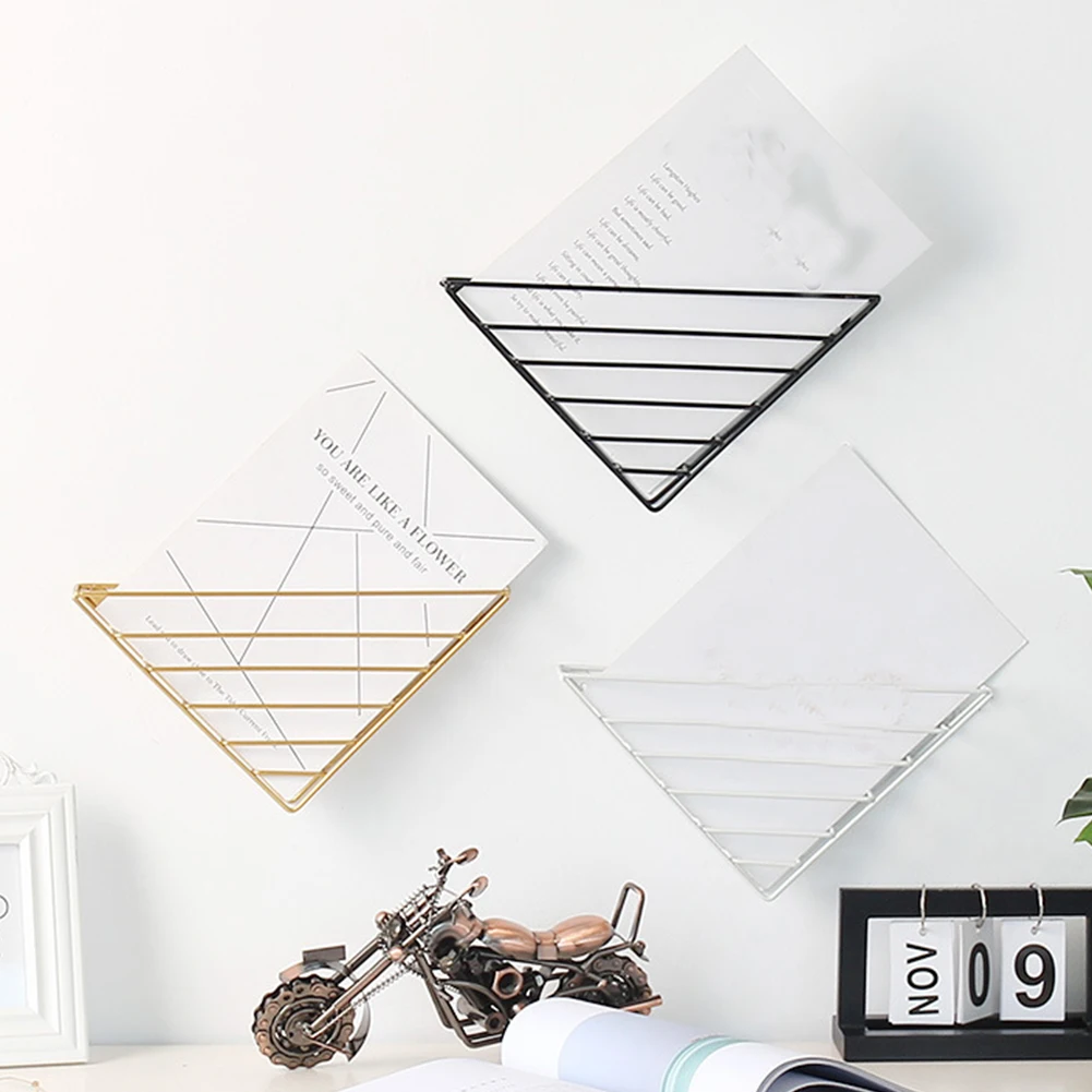 Metal Triangle Wall Shelf Wall Mounted Wall Decoration Magazine Book Storage Rack Crafts Display Stand Wall Shelves Home Decor