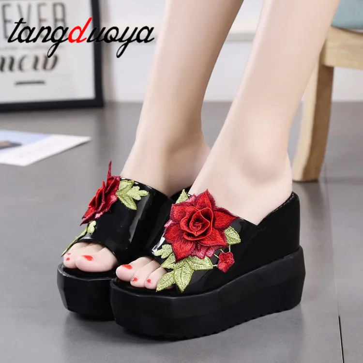 

Sandals Summer Embroidery Flower Leisure Shoes Women Platform Wedges Fish Mouth Sandals Thick Bottom Slippers women 2021
