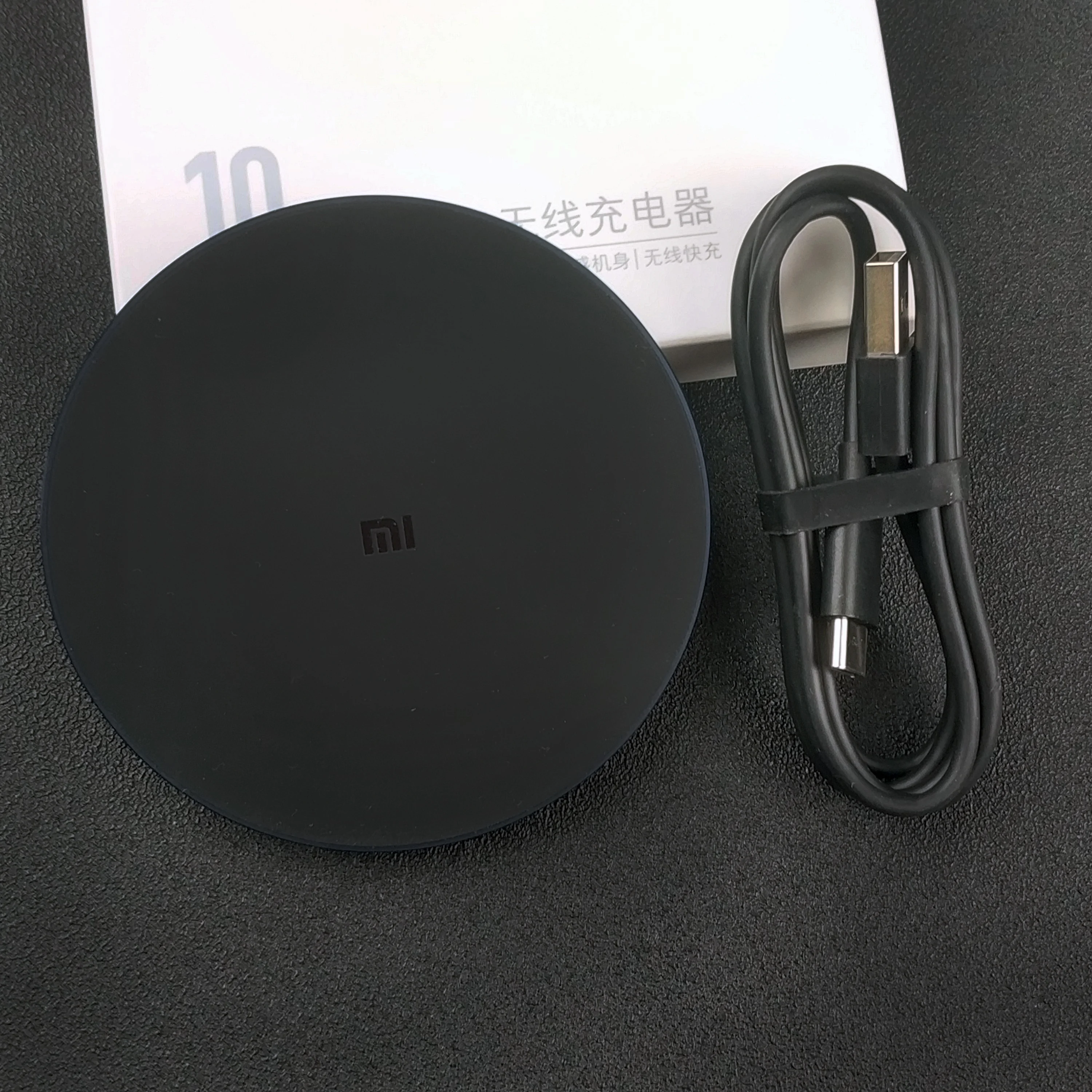 Беспроводное зарядное устройство Xiaomi QI smart 10 Вт оригинальное быстрое для