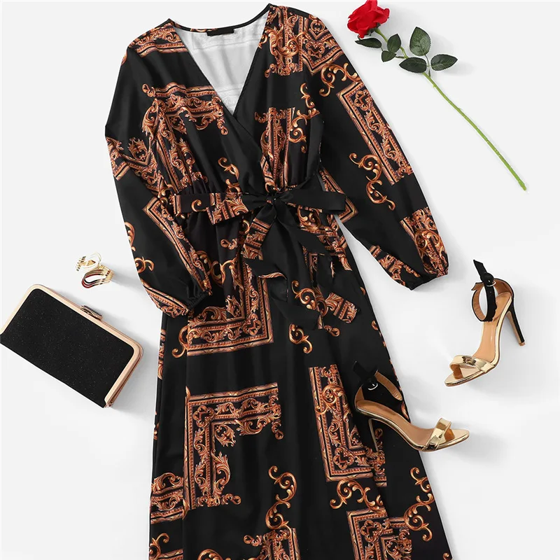 Женское винтажное вечернее платье длинное с длинным рукавом и V-образным вырезом