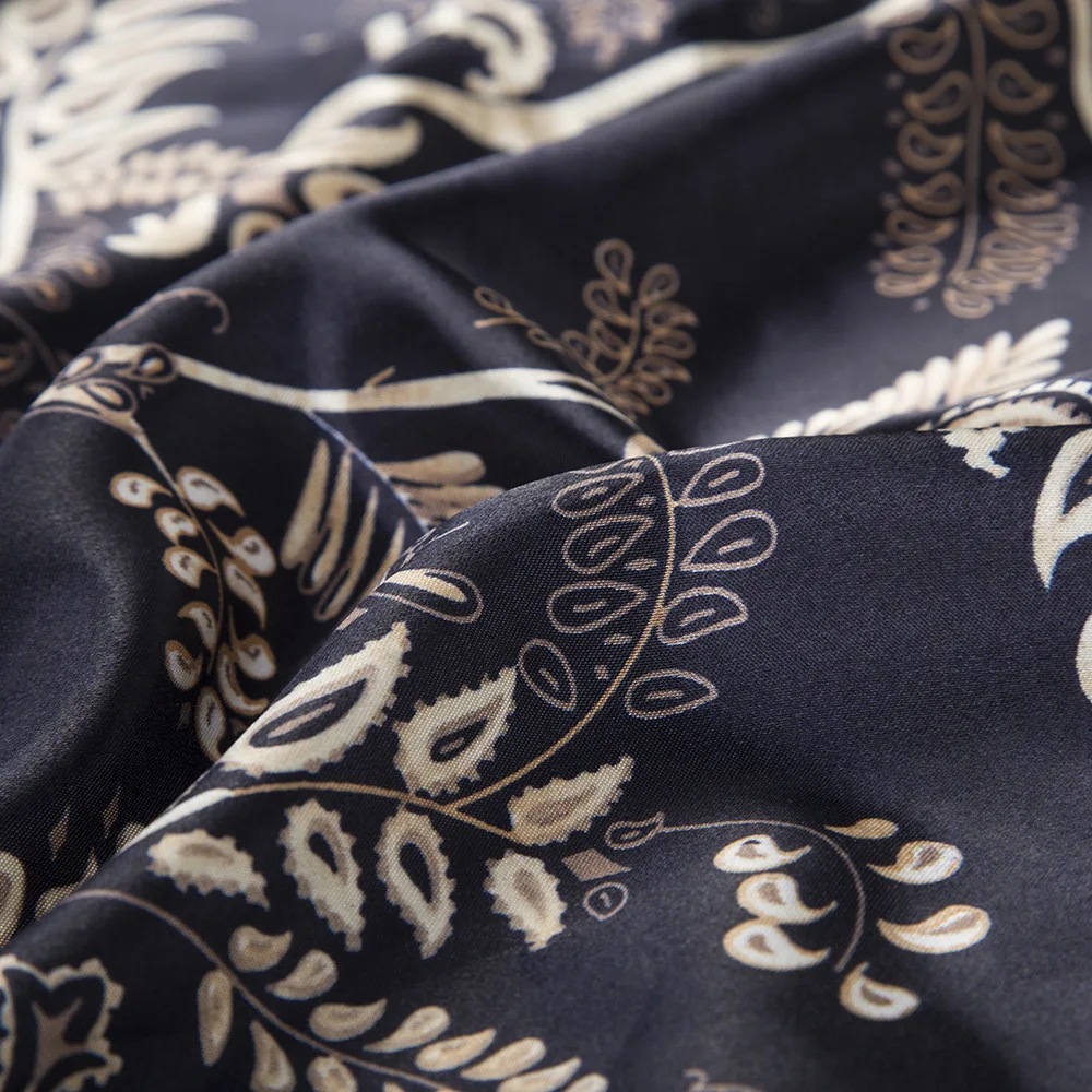 

2021 Luxury Brand Fashion Lady Scarf 90cm * 90cm Bohemian Printed Tree Shaped Cashew Ms. All-match Silk Scarf Bib