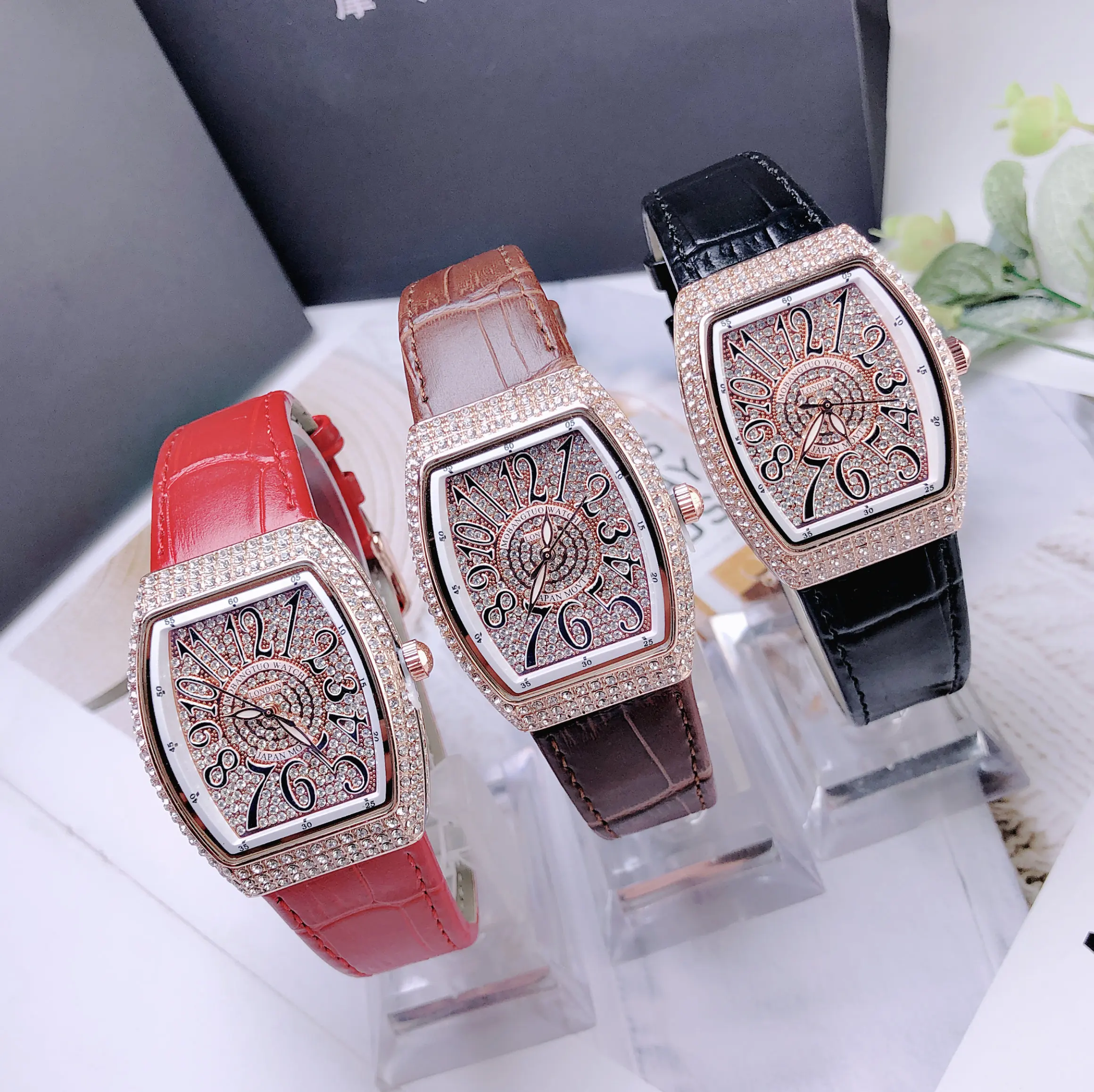 

Топ Бренд роскошные полностью алмазные Женские часы высокого качества розовое золото часы для женщин с Стразы Tonneau наручные часы MBT118