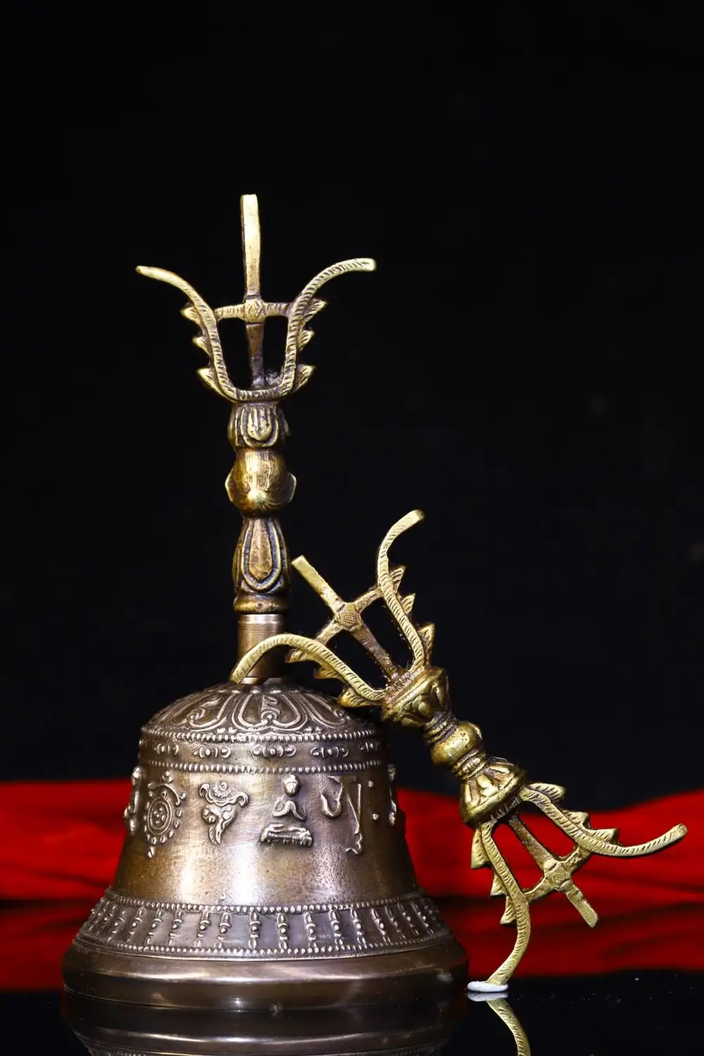 

8"Tibetan Temple Old Bronze Eight treasures Buddha bell Ghanta Phurpa Vajra Dorje Exorcism Ward off evil spirits Buddha bell