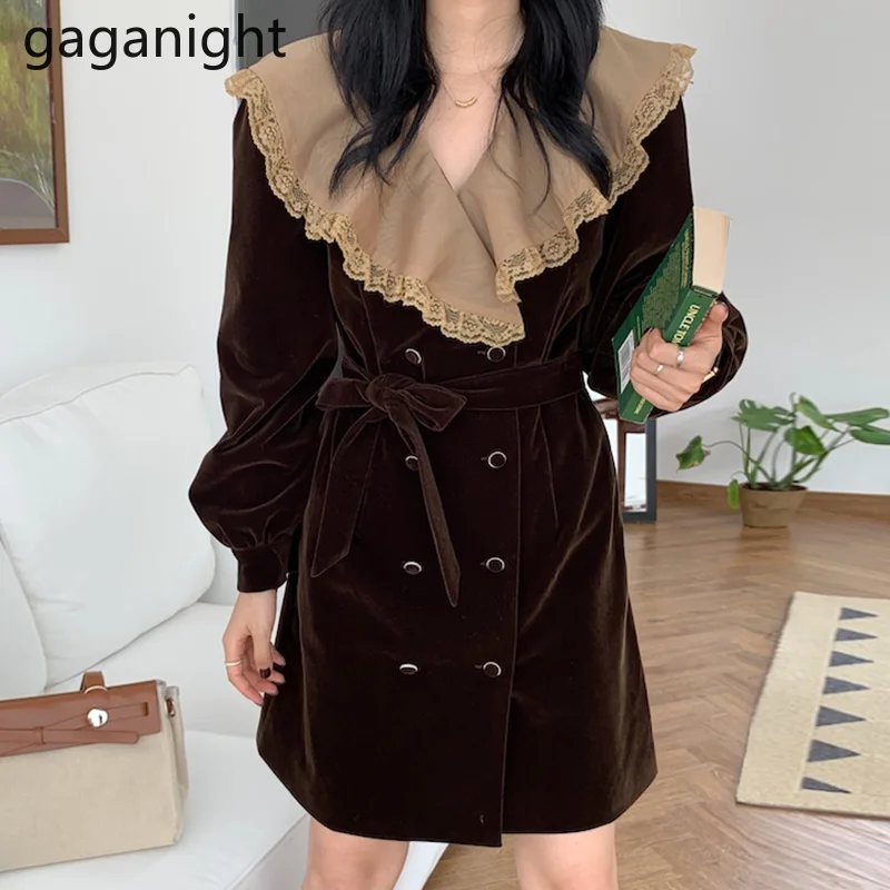 

Gaganight женское платье 2021 Осень корейский Шикарный ретро кружевной с оборками V-образный вырез двубортный шнуровка Талия бархатное Короткое ж...