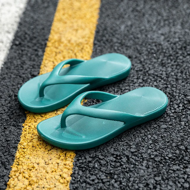 

Mazefeng 2021 Summer Men Slippers Outdoor Non-slip Beach Shoes Quick Dry Flat Flip-flop Meal Basic Sandals Light Weight Soft EVA