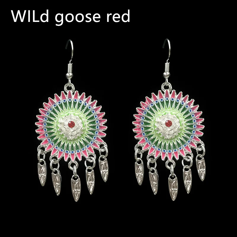 

Wildgoosed original Bohemian fashion Yoga graphic Earrings tassels hollowed out temperament Earrings manufacturers wholesale
