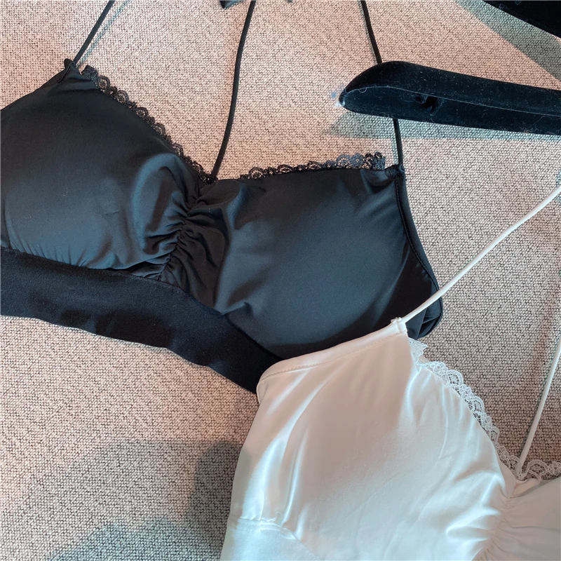 Autumn and winter 2020 new net red same foreign style sexy lace edge small bow sling waistcoat