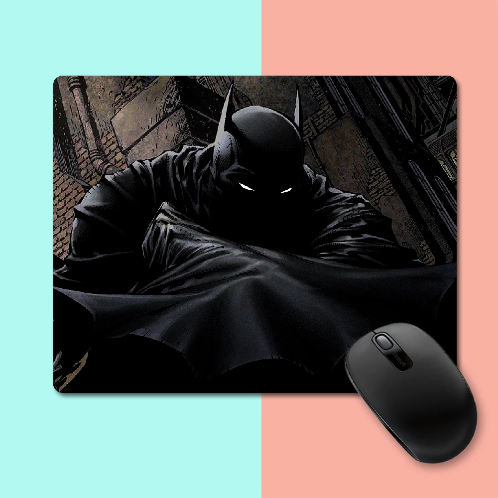 

Super Hero Batmans Bruce Wayne Gaming Mouse Pad PC Mousepad Game Pad Cartoon Rubber Mouse Pad Office Keyboard Pad