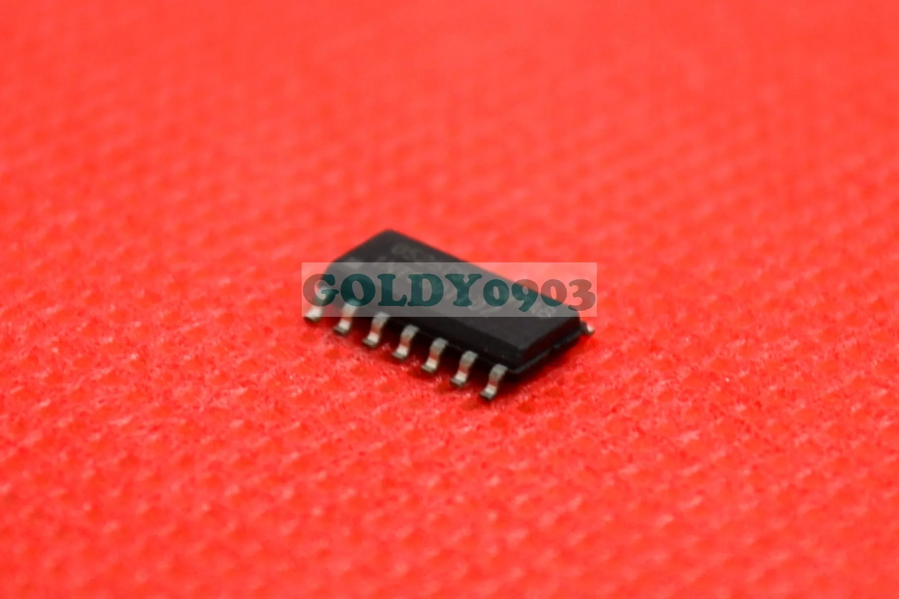 100% новый и оригинальный Q-BAIHEINTC001107 лапками углублением SOP-14 IC |