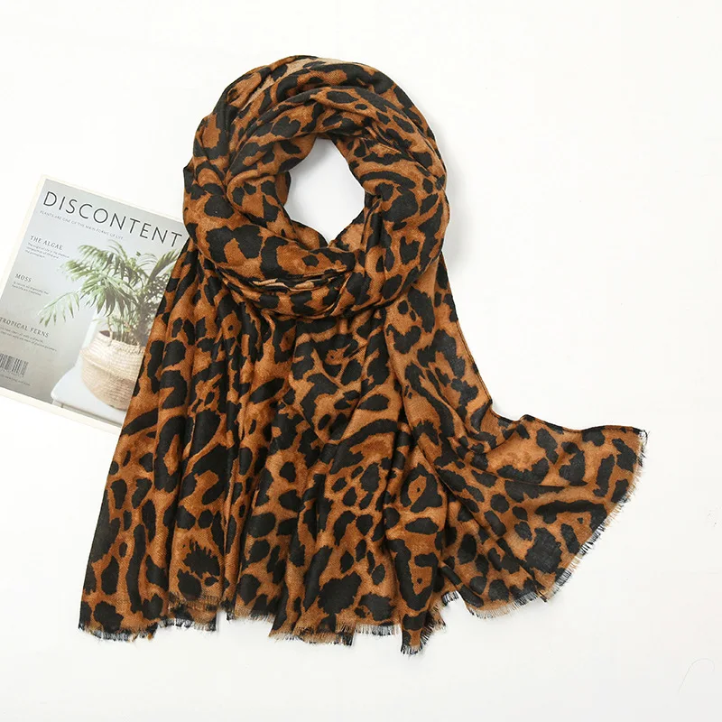 Модный женский осенний вискозный шарф простой зеленый Леопардовый длинный