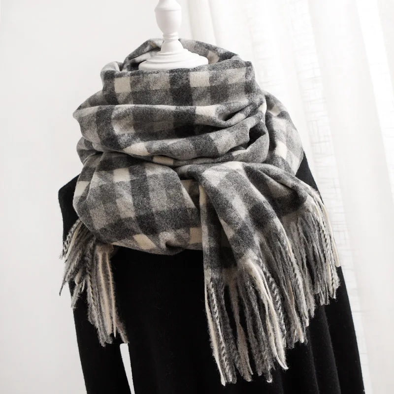 New Double-sided Classic Chequered Cashmere-like Scarf for Women in 2019 Warming and Thickening Shawl Winter Korean Edition |