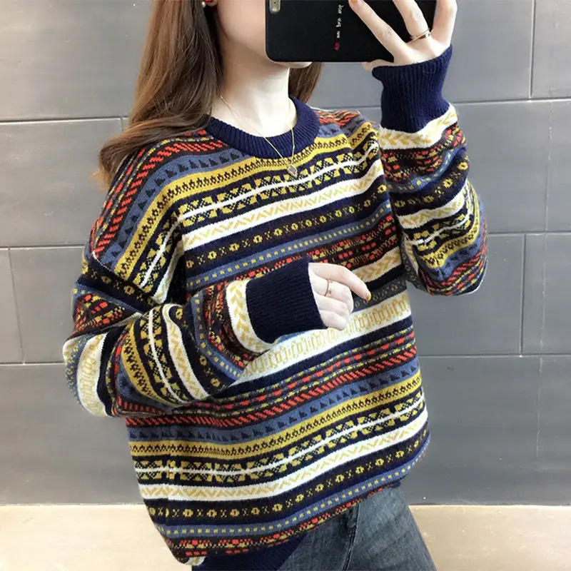 Striped sweater women's crew neck fall / winter 2020 new color large size loose long sleeve short T-shirt bottom |