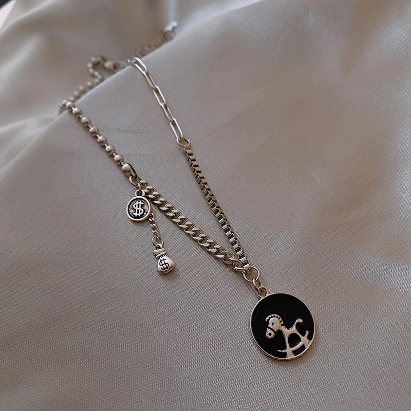

Fashion Dollars Necklace Female Designer Luxury 2021 Pony Influencer Sweater Necklace Autumn Winter New