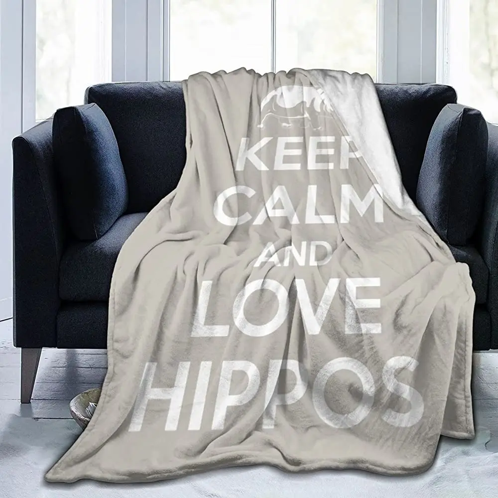 

Одеяло с надписью «Keep Calm and Love»
