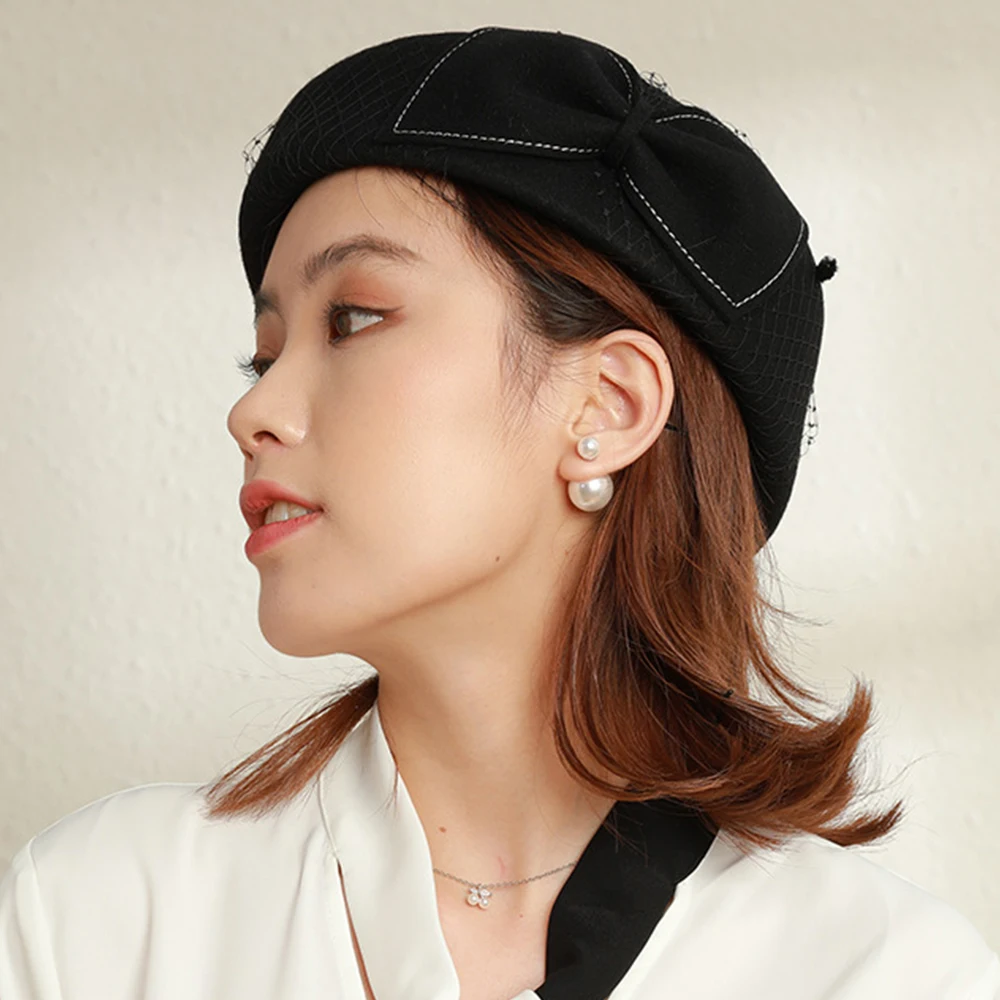 Женская фетровая шляпа FS элегантная с фетровым верхом и фатином красного черного