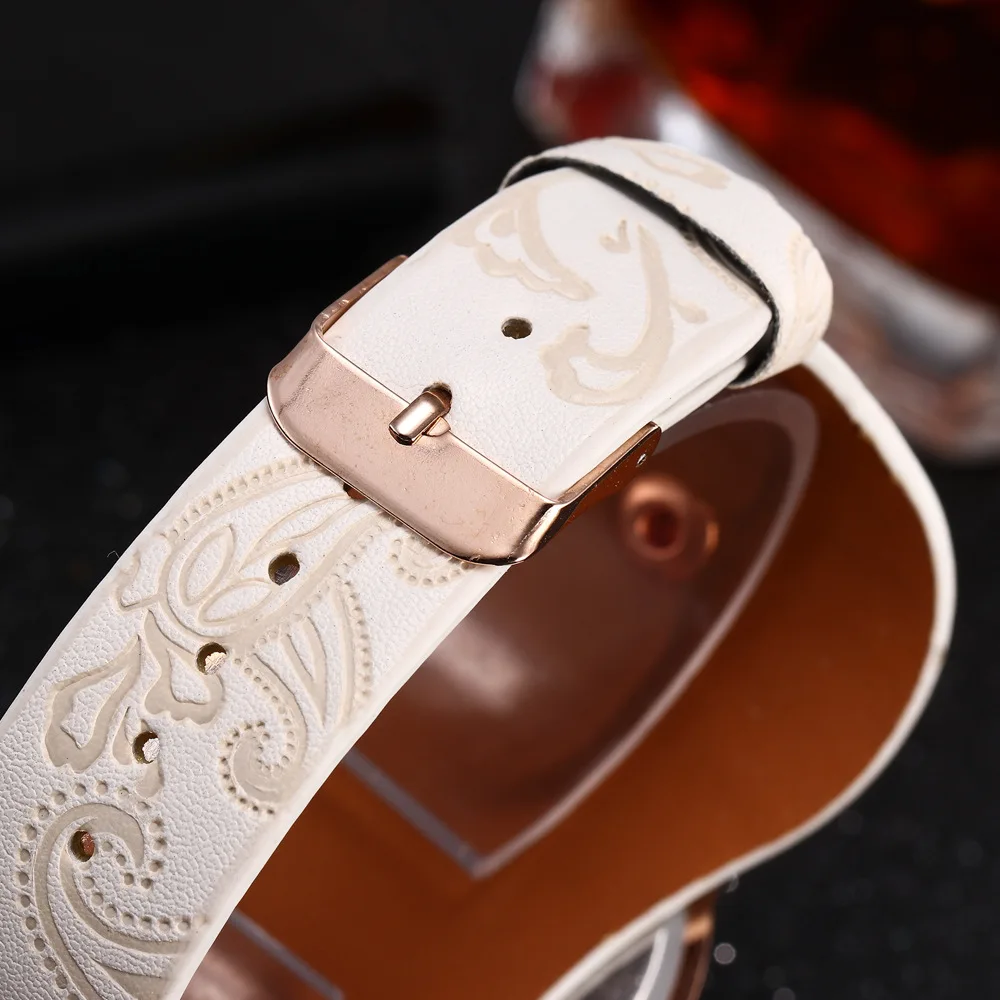 

Women's Luxury Full Diamond Large Dial Tiger Head Quartz Watch Creative Chinese Style Wide Strap Belt Women's Watch gift