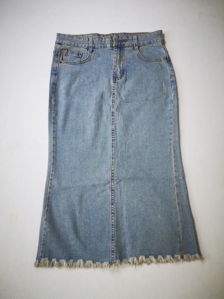

Юбка-футляр джинсовая средней длины, универсальная трапециевидная юбка с завышенной талией, бахромой и пуговицами, в стиле High Street, весна-осе...