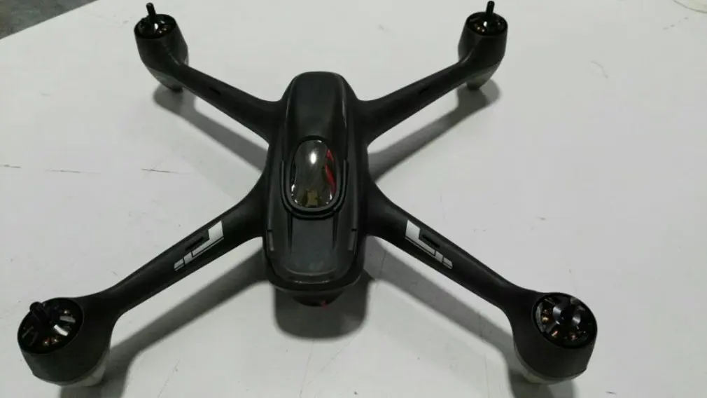 

White FPV Quadcopter 1080P Camera 4.3 inch FPV EU Plug for Hubsan H501S