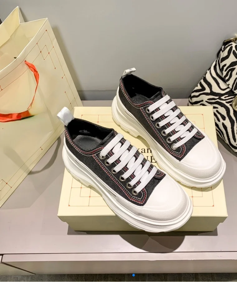 

Новые парусиновые туфли, белые туфли, женские туфли на платформе с вышивкой, обувь для папы, повседневная женская обувь