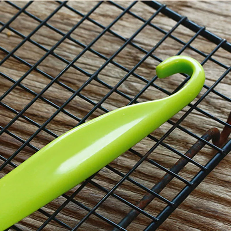 Скребок для тортов инструменты выпечки кондитерских изделий пластиковый