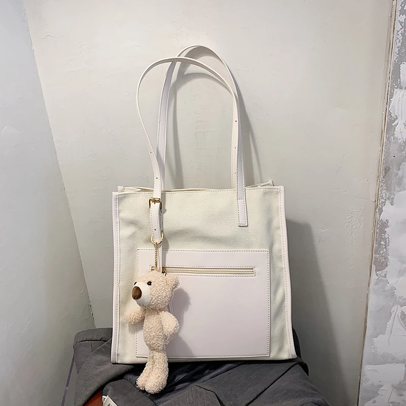 

2021 New Woman Shoulder Bag High Quality PU Chain Diagonal Small Bag Luxury Designer Handbag Underarm Bag 2021 Summer Female Bag