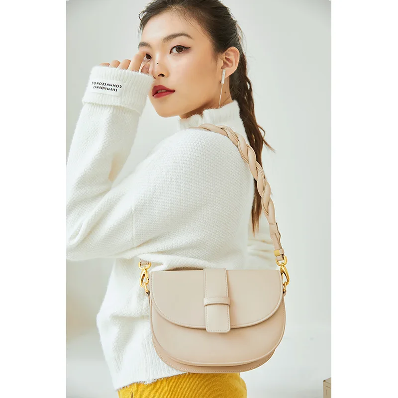 

Women's Handbags