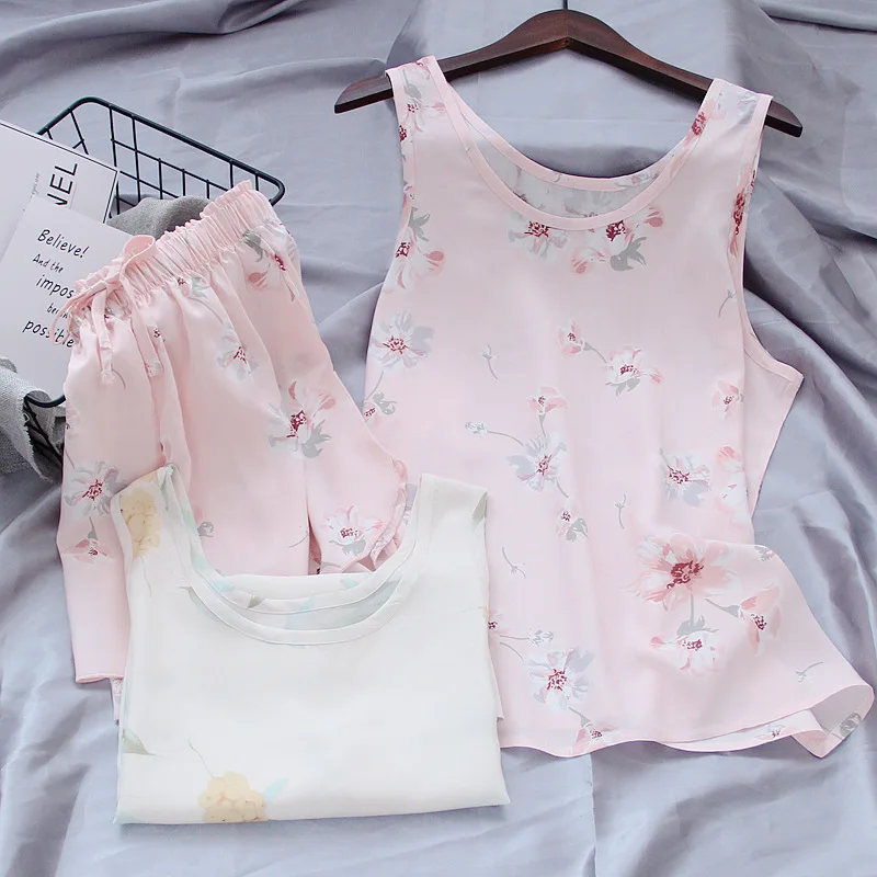 Пижамный комплект Женский из вискозы одежда для сна без рукавов с шортами крутая