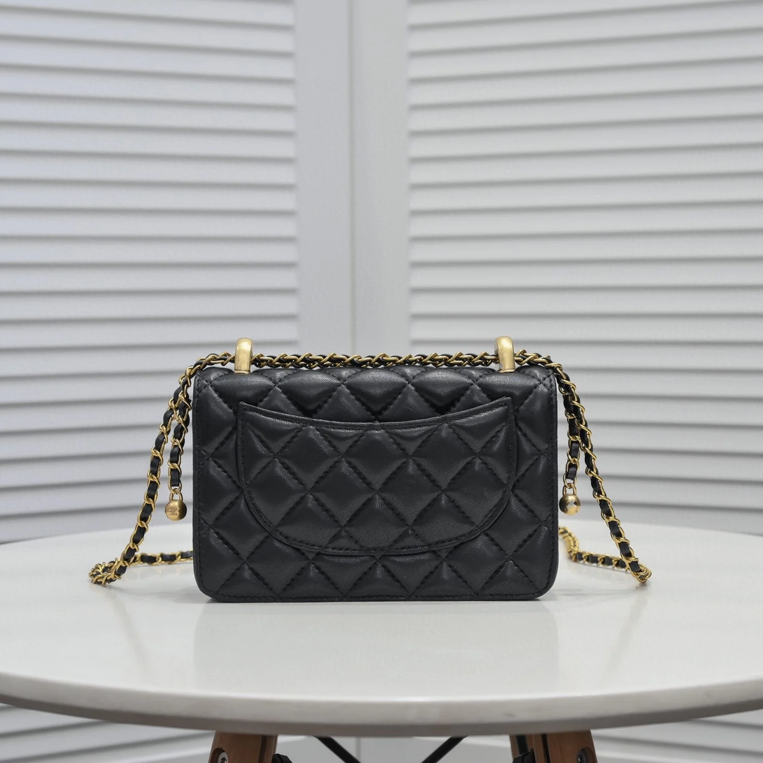 

2021 high quality handbag ladies leather top handle handbag luxury fashion design single rhombus shoulder bag sheepskin