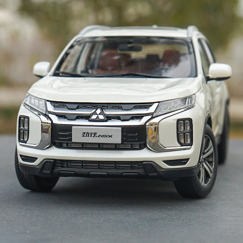 

1:18 Scale Diecast Alloy Mitsubishi Car Model Adult Collection Vehicle Decoration Ornaments Display Souvenir Collectible Gifts