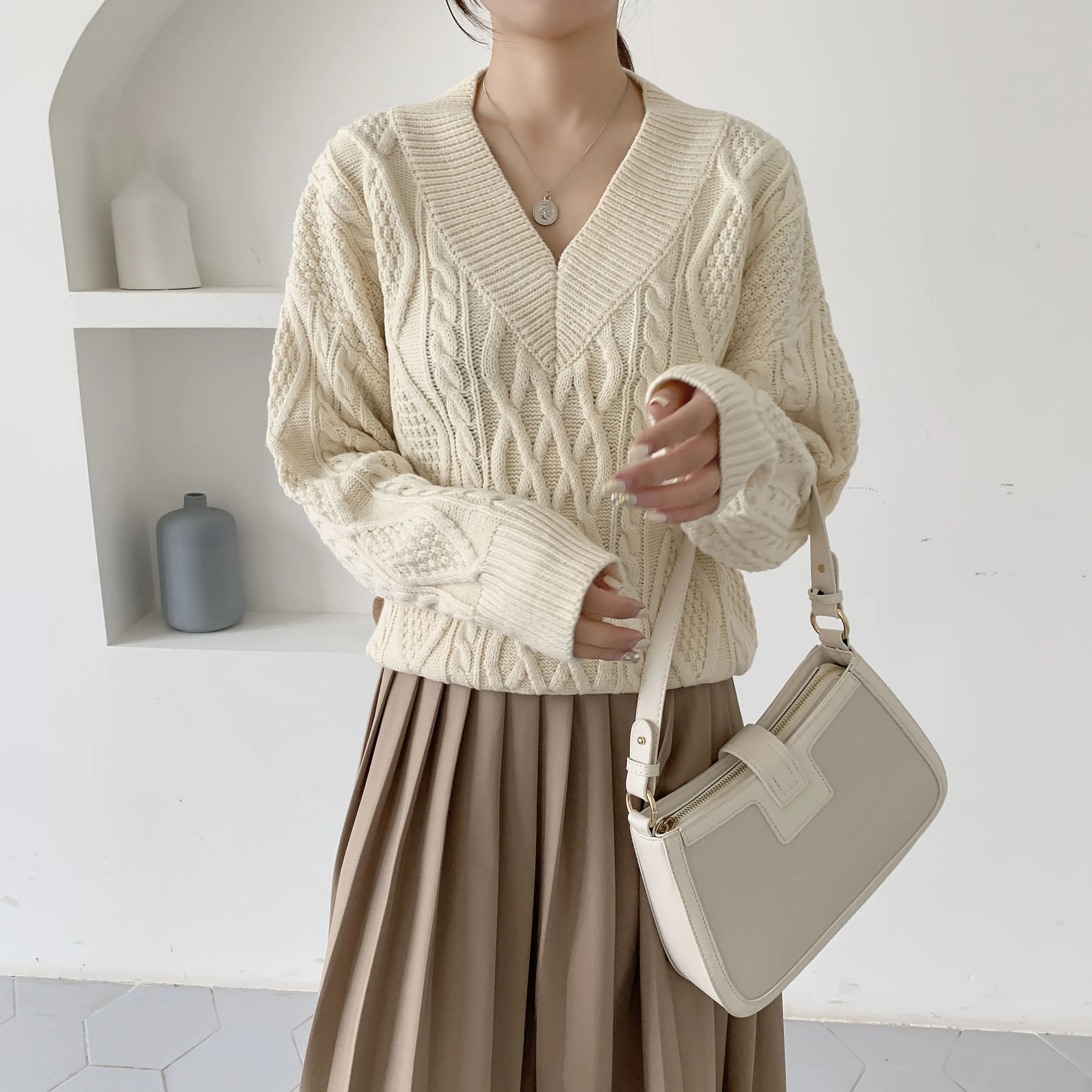 

Knitted 2020 Autumn Winter Sweater Women Sweaters And Pullovers Pull Femme Long Sleeve Lace Up Black Jumper Female Tops