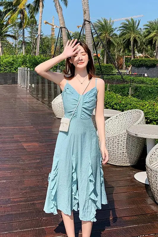 

Sling dress female summer 2021 new idyllic temperament of Platycodon grandiflorum sling dress French thin sweet waist dress
