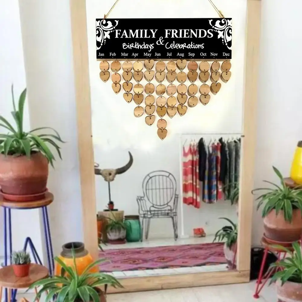 Новогодний деревянный календарь в деревенском стиле список семейных друзей