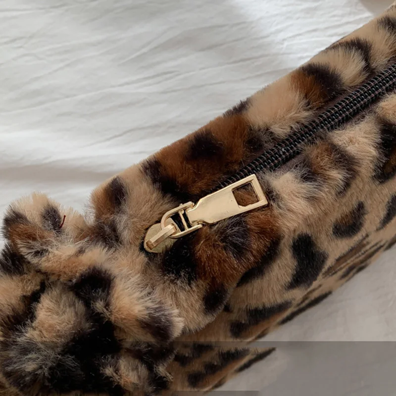 

Fashion Vintage Leopard Print Crossbody Bag Women Plush Soft Casual Shoulder Messenger Bag 2020 Fluffy Female Handbag