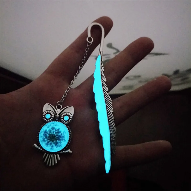 

1pc Luminous Silver Copper Feather Shape Owl Bookmarks Creative Gift For Friends Cute Glow In The Dark Bookmarks School Supplies