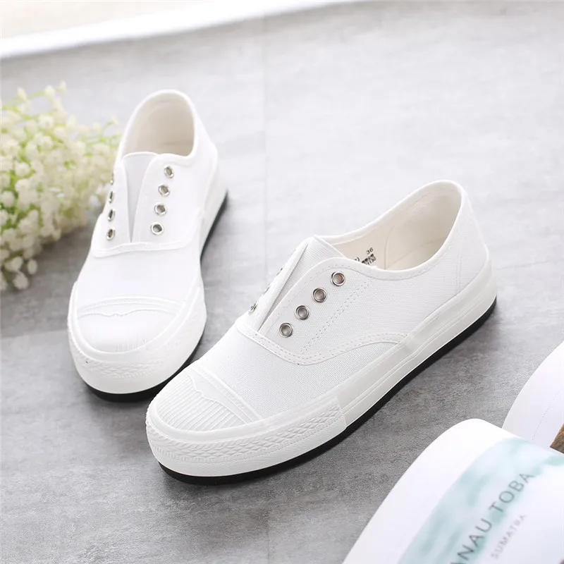 Женские парусиновые кроссовки с толстой подошвой осенние модные белого/черного