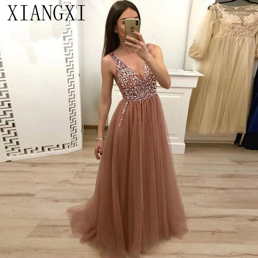 

A-Line Beaded V-Neck Tulle Long Prom Dresses Brown Floor Length Sleeveless Crystals Evening Dress vestidos de graduacion