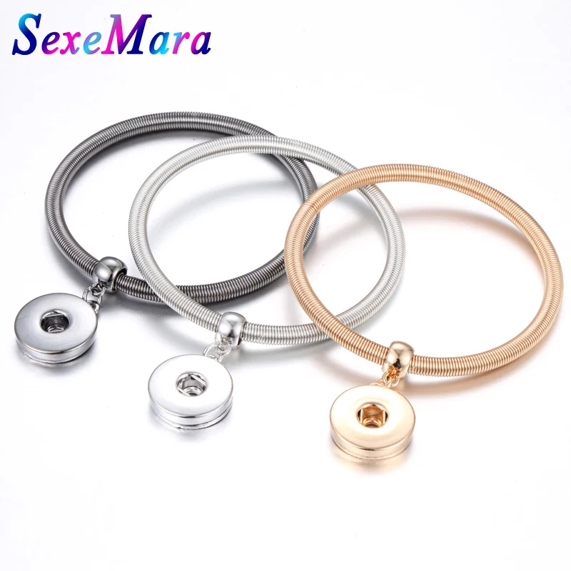 Браслет с кнопками золотой черный серебристый цвет эластичный браслет