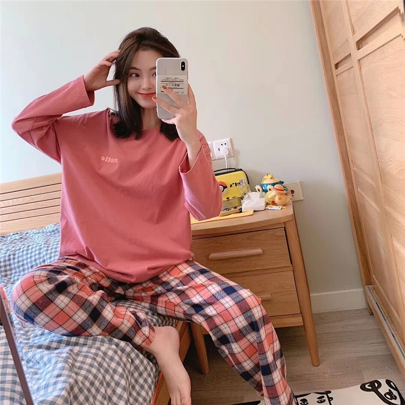 

Ladies pajamas checkered suit, cotton long-sleeved home service, hit color all-match pajamas can be worn outside JJF0153