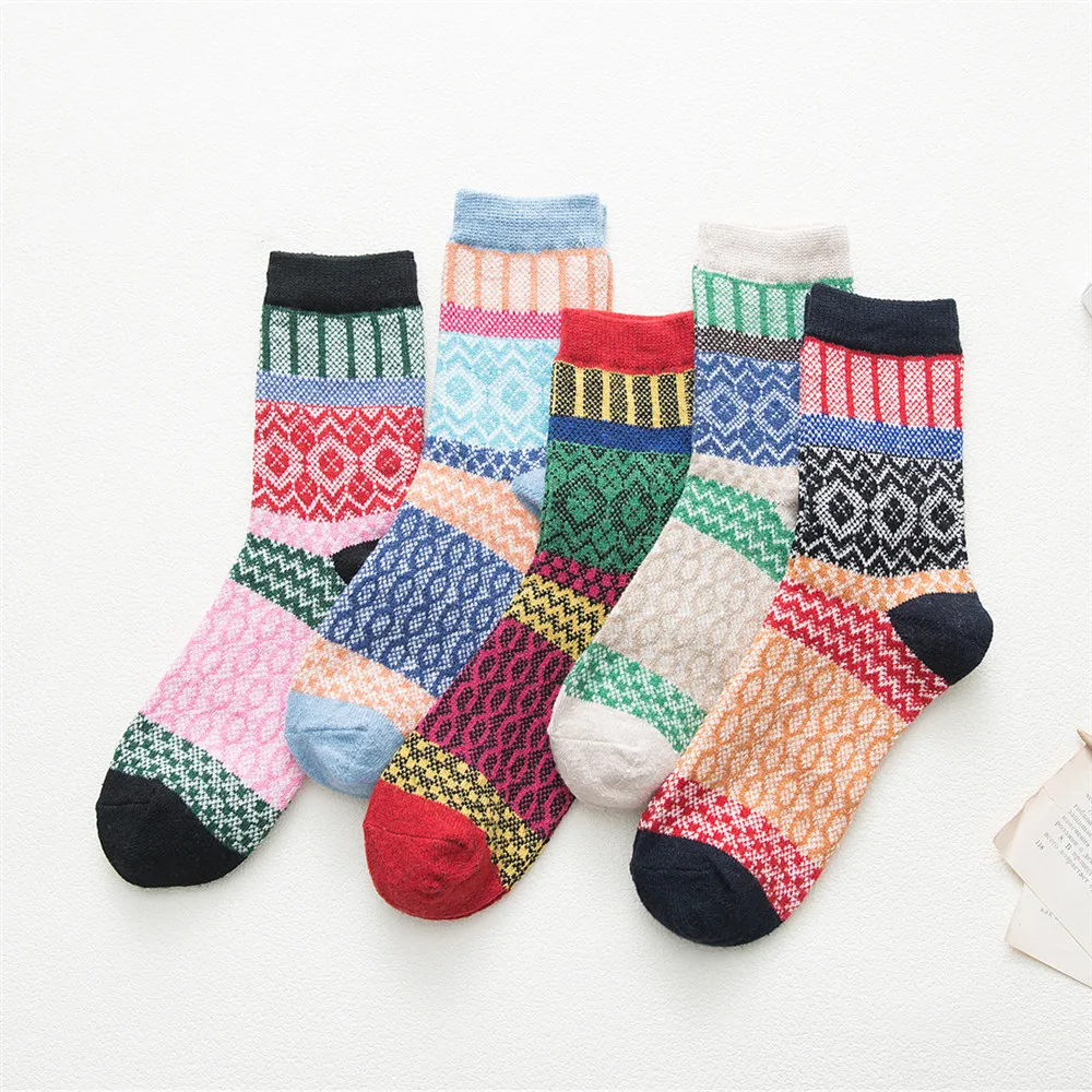 Vintage Women's Wool Socks Winter Athletic Crew Sock Warm Hiking Soft Thick Mid Calf Dress Boot Socks 5 Pairs