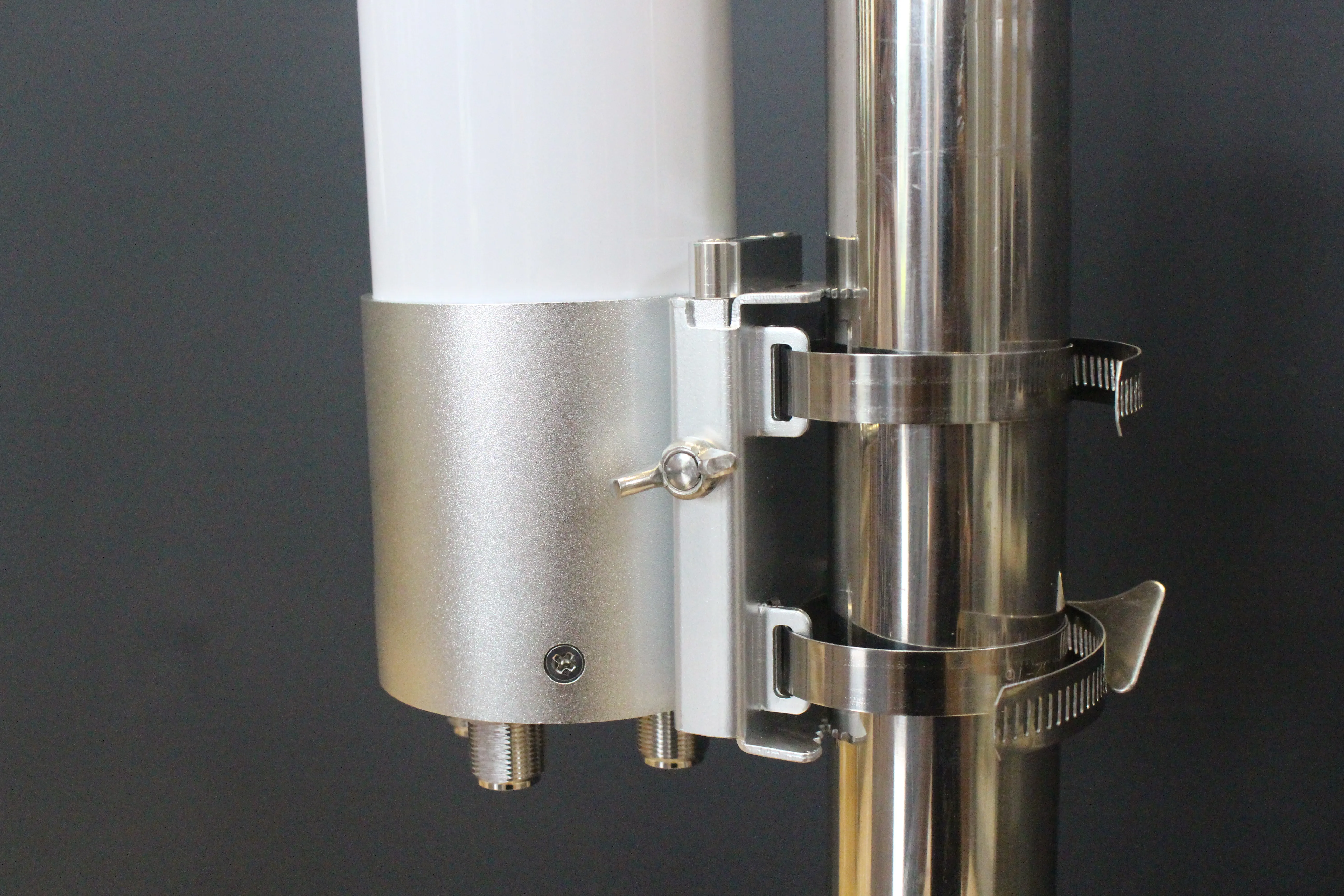 

omni fiber 4.8-6.5GHz 15dBi mimo fiberglass antenna 360 degree