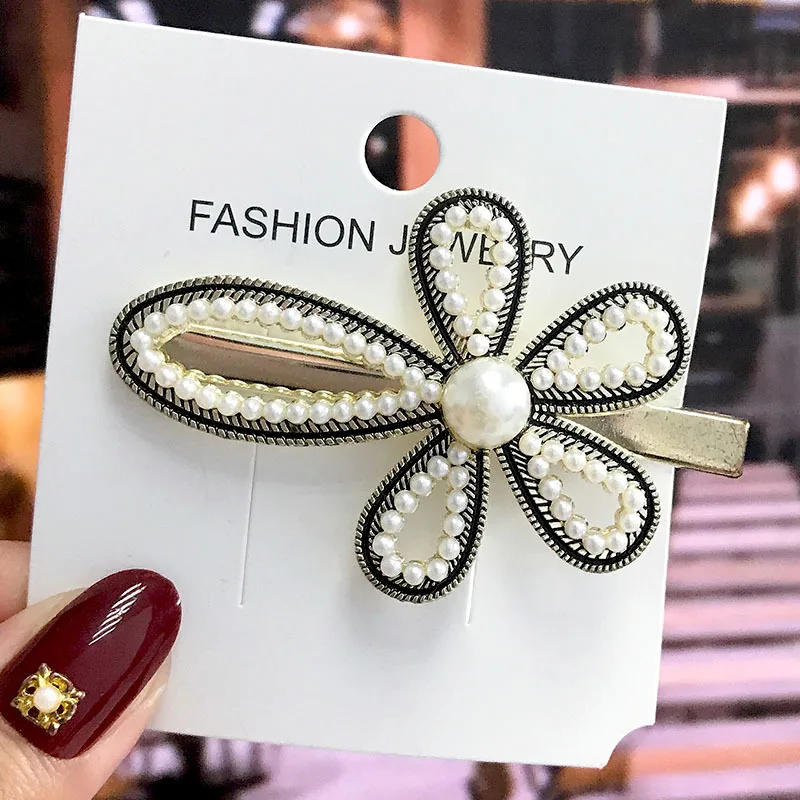 

2022 Fashion Crystal Butterfly Leaf Hair Clips For Women Girls New Geometric Flower Barrettes Hairpin Headwear Hair Accessories