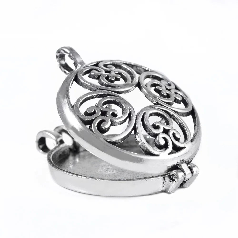 Подвеска серебряного цвета в античном стиле ажурный медальон виде подсолнуха