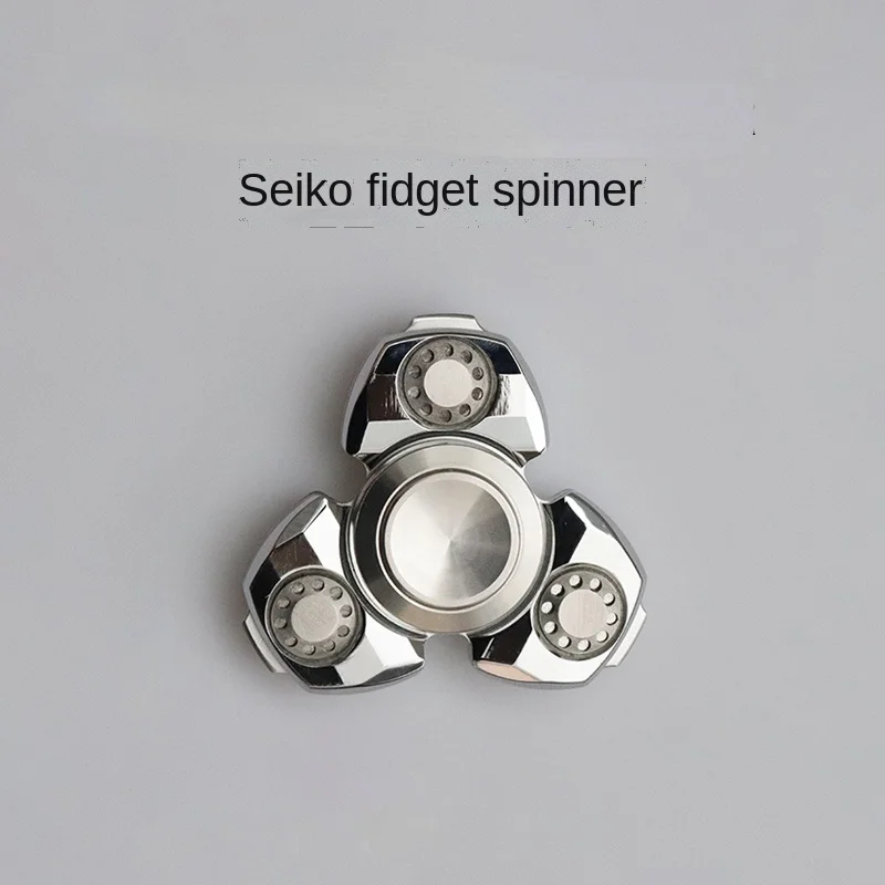 

Seiko EDC Fingertip Gyro Three-Leaf Design Imported Ceramic Bearing High-Speed Finger Pressure Reduction Toy