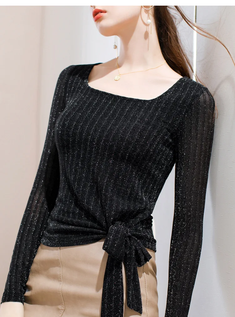 

Mesh t-shirt women autumn/winter new model with long-sleeved design sense strap bow flash silk square collar top.