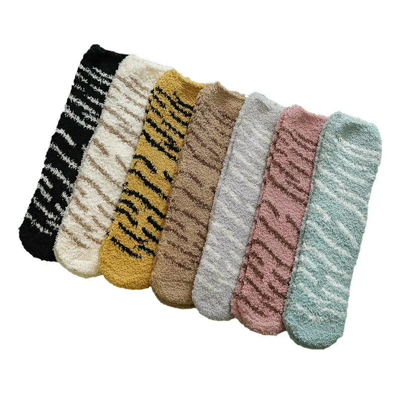 Горячие женские повседневные носки пушистые теплые тапочки милые с изображением