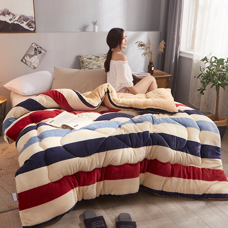 

SF Camel Quilt Thicken Warm Duvets Winter Comforter High Quality Quilts Fashion Wool Patchwork Duvets Super Warm Soft Comforter