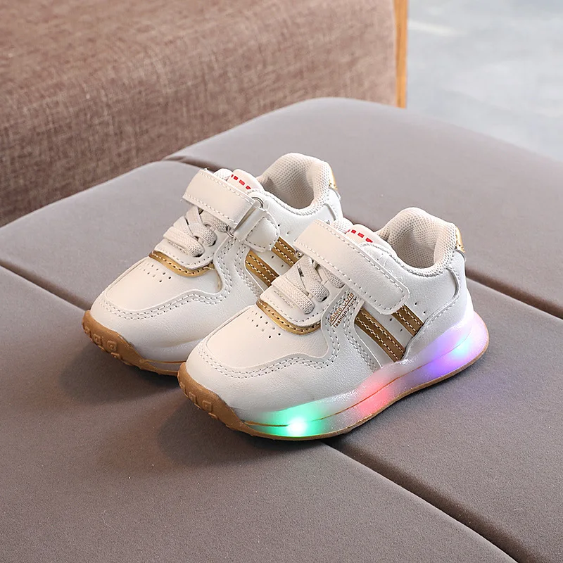 Детские светящиеся кроссовки для мальчиков дышащая Спортивная обувь тенниса