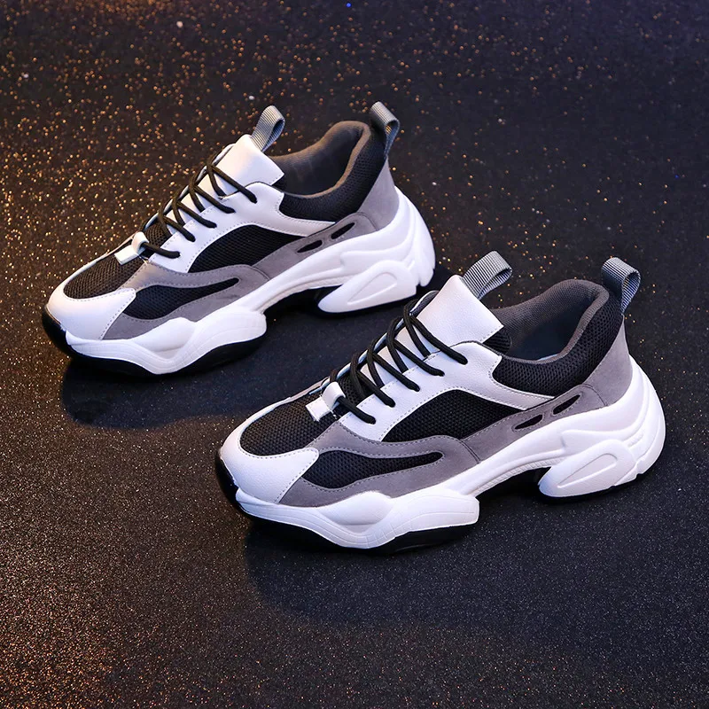 Женские кроссовки на платформе повседневные сникерсы плоской подошве модная