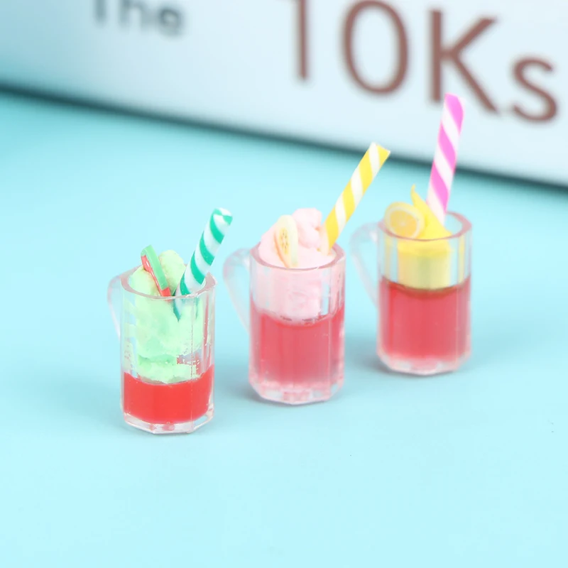 

New 1:12 Miniature Dollhouse Watermelon Juice Ice Cream Mini Drink Straw Cup Model Mini Food Doll Accessories Fit Play House Toy