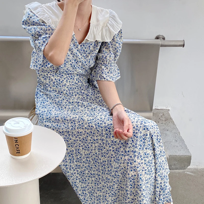 

GALCAUR Print Patchwork Dress For Women V Neck Flare Sleeve High Waist Floral Hit Color Dresses Female Summer Clothing 2021 Tide